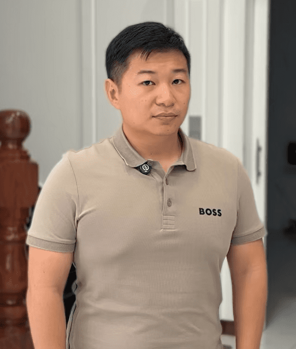 ជណ្តើរយន្តកញ្ចក់